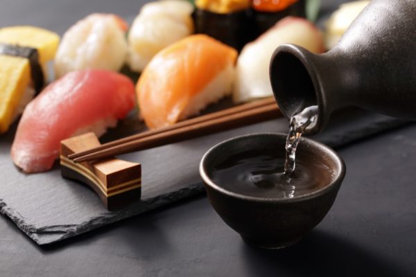 日本酒と寿司　Japanese Sake and Sushi